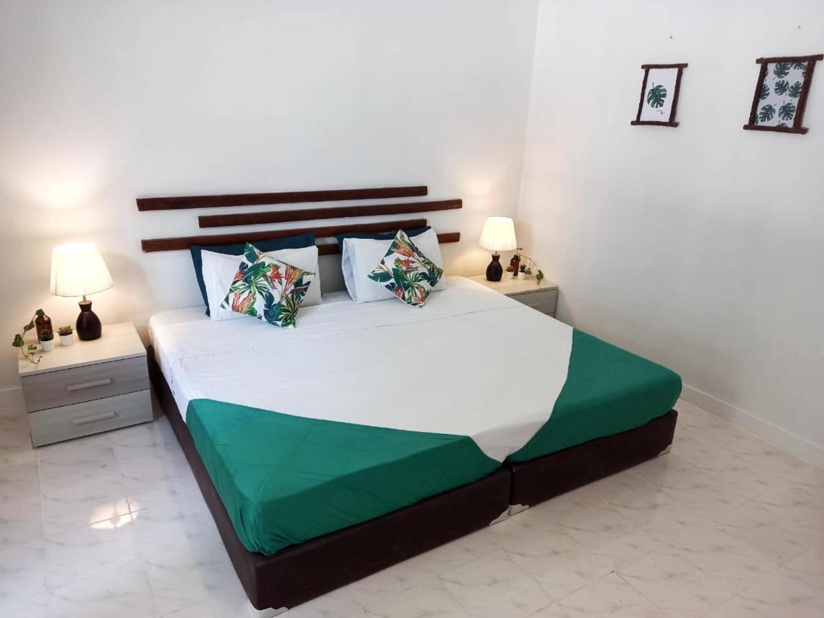 Hotel Ocean Breeze Maldives Thulusdhoo Exteriér fotografie