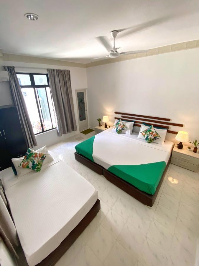 Hotel Ocean Breeze Maldives Thulusdhoo Exteriér fotografie