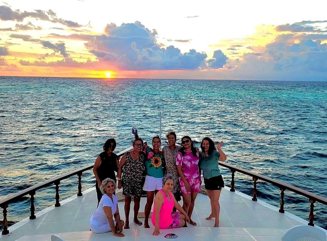 Hotel Ocean Breeze Maldives Thulusdhoo Exteriér fotografie